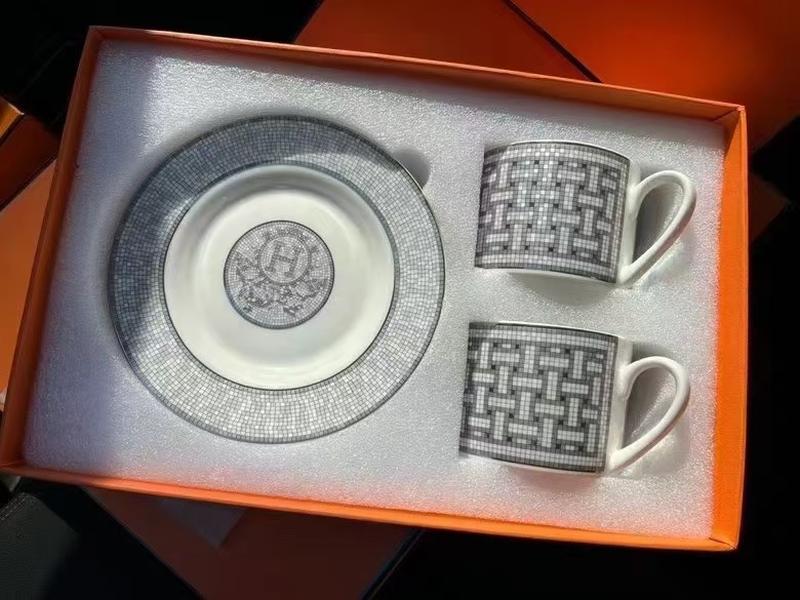 Hermes set of 2 mugs and saucers Mosaique-1